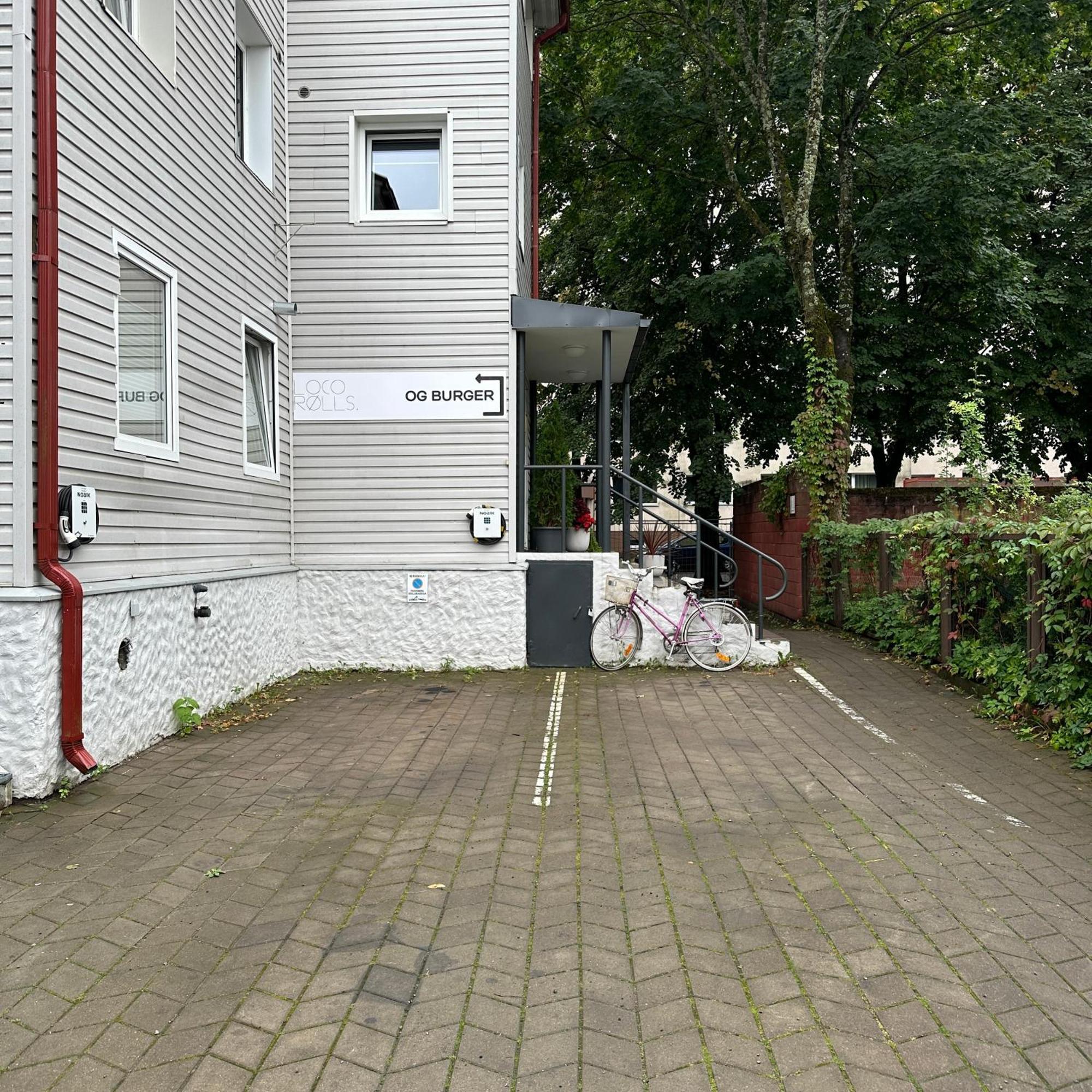 For One - Grey Apartment *